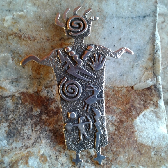 Sterling Silver NAVAJO SIGNED Petroglyph Art Pin/PENDANT